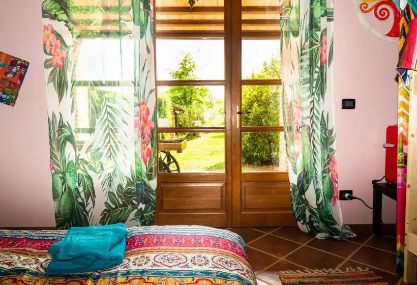 ガーデンビュースタンダード４ベッドルーム, B&b Naturin   Cascina Colombaro