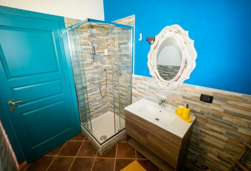 Четырехместный Номер Стандарт Вид на Сад, B&b Naturin   Cascina Colombaro