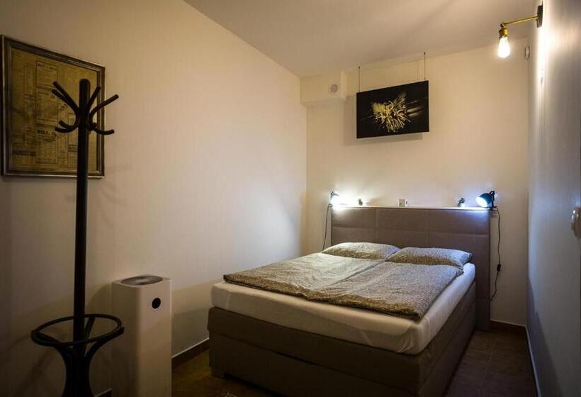 آپارتمان دوبلکس 1 خوابه, A7 Apartments