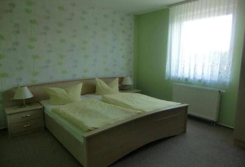 2 Bedrooms Apartment Lake View, Ferienanlage Direkt Am Beetzsee