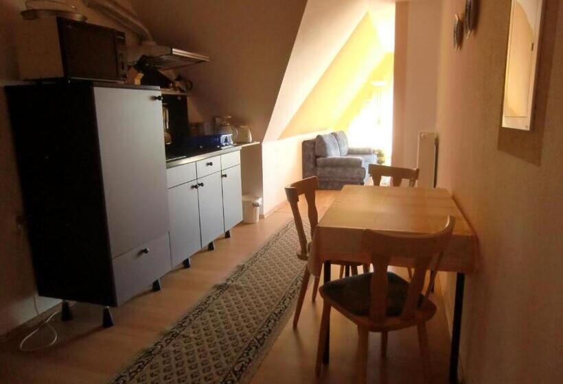 2 Bedrooms Apartment Lake View, Ferienanlage Direkt Am Beetzsee