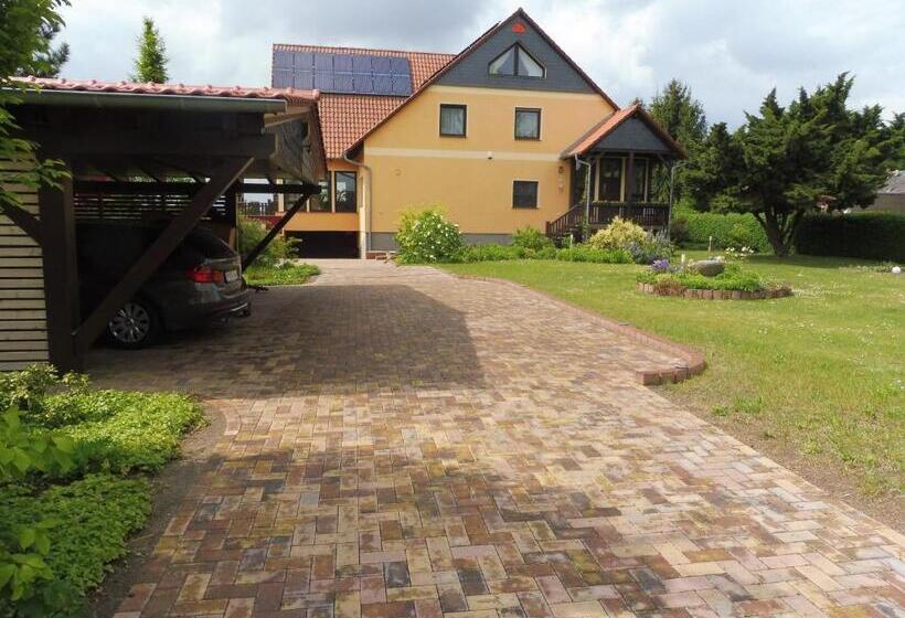 Дом 1 Спальня, Ferienanlage Direkt Am Beetzsee