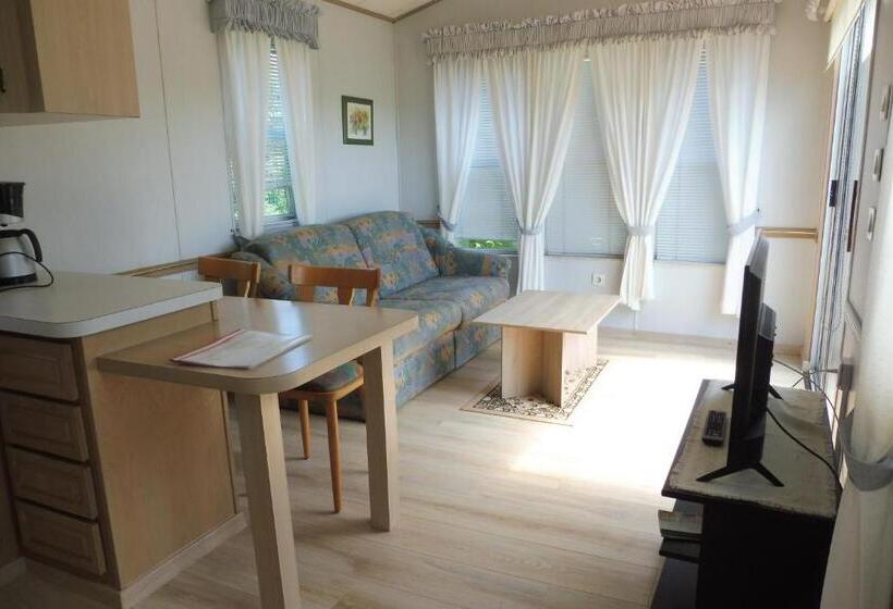 Дом 1 Спальня, Ferienanlage Direkt Am Beetzsee