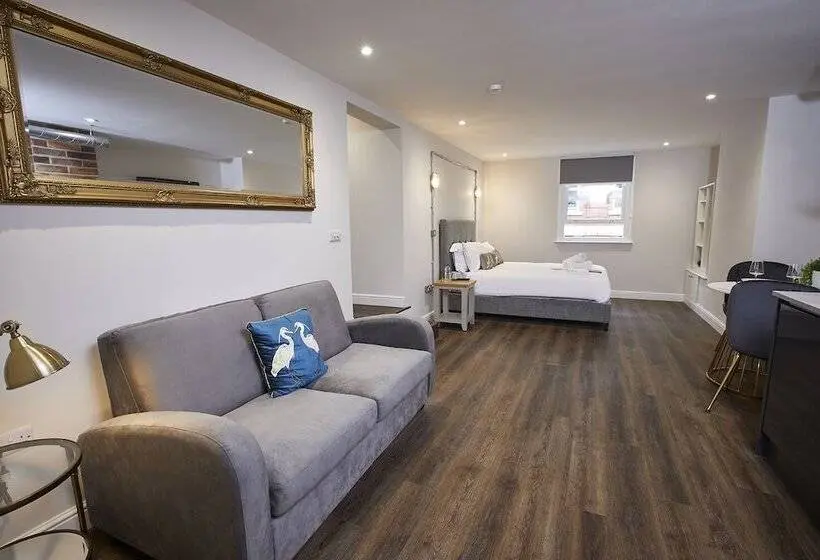 デラックススタジオ, Three Cranes Serviced Apartments