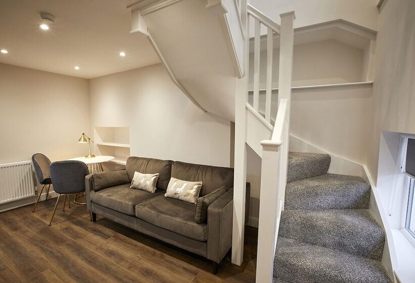 Студия Superior, Three Cranes Serviced Apartments