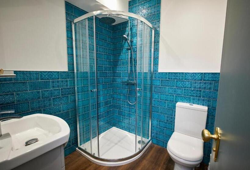 Студия Deluxe, Three Cranes Serviced Apartments