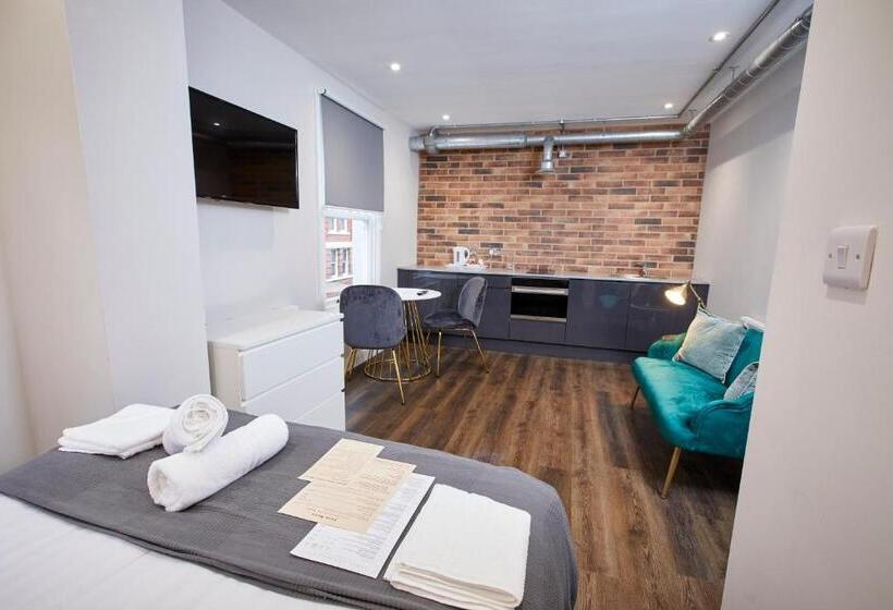 استودیوی لوکس, Three Cranes Serviced Apartments