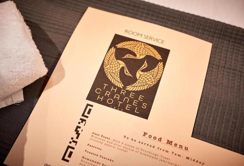 استودیوی سوپریور, Three Cranes Serviced Apartments