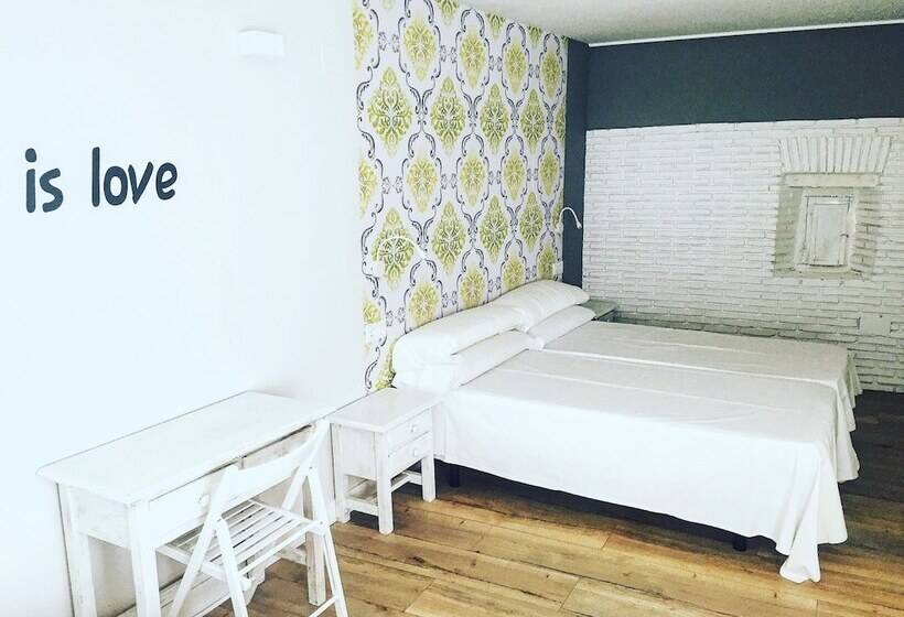 غرفة قياسية ثلاثية, Le Vintage