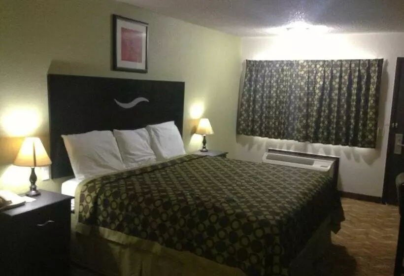 キングサイズベッドのスタンダードルーム, Americas Best Value Inn Kansas City East   Independence