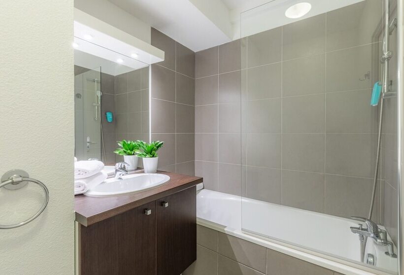 Апартаменты 1 Спальня, Appart City Confort Toulouse Aéroport Cornebarrieu
