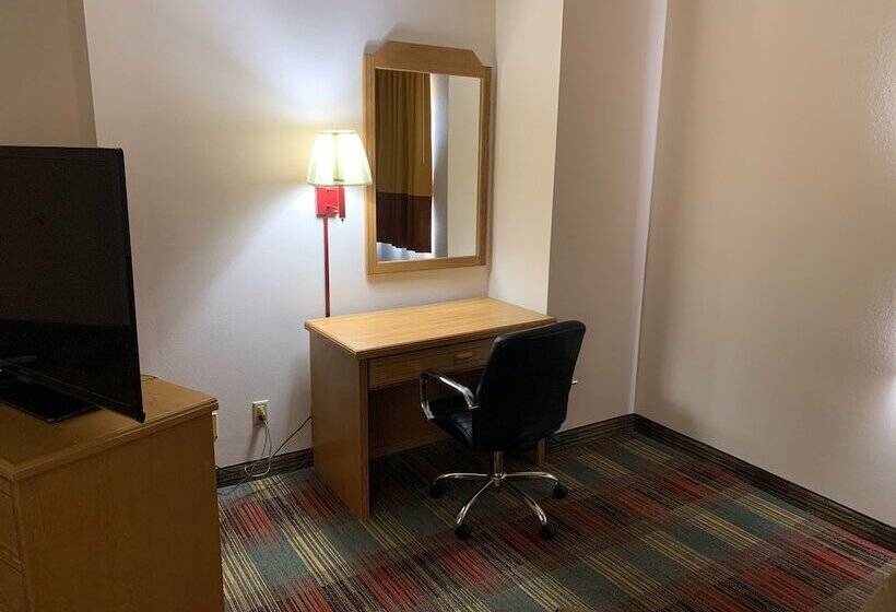 Люкс Кровать Кинг, Budgetinn & Suites