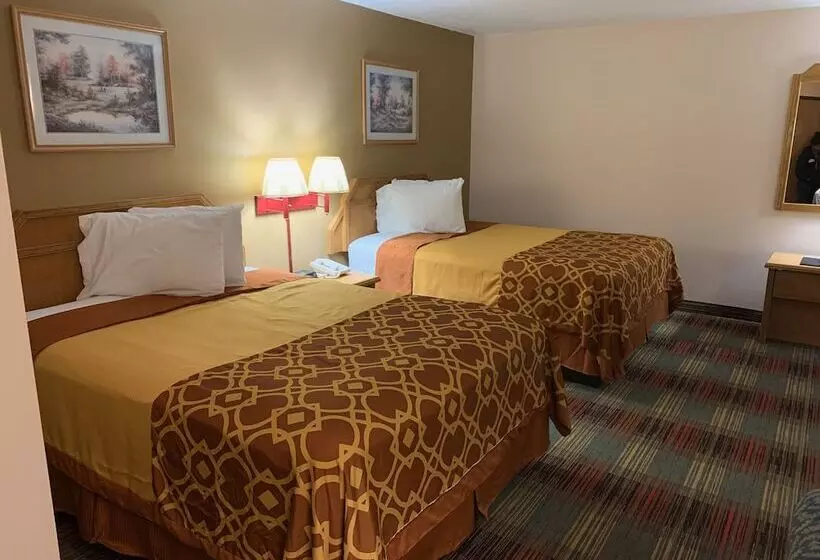 デラックストリプルルーム, Budgetinn & Suites