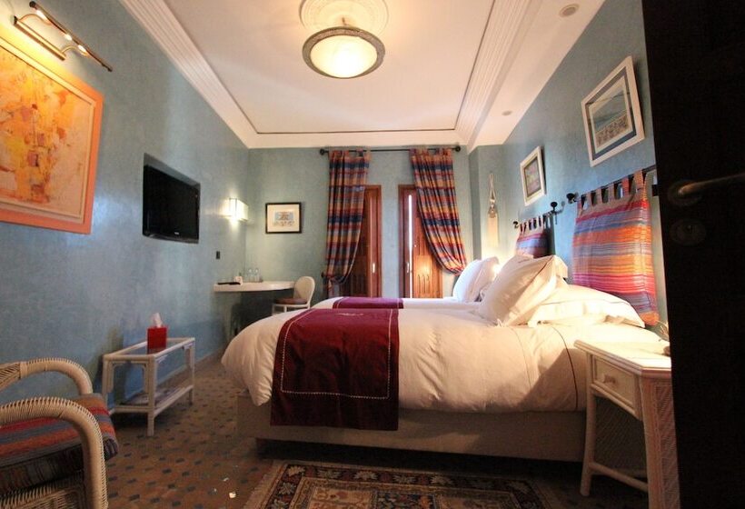 Quarto Estandar, Dar Chams Tanja