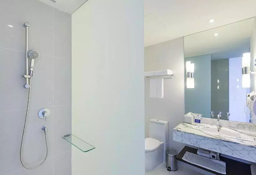 スタンダードシティビュールーム, Holiday Inn Express Bangkok Siam, An Ihg