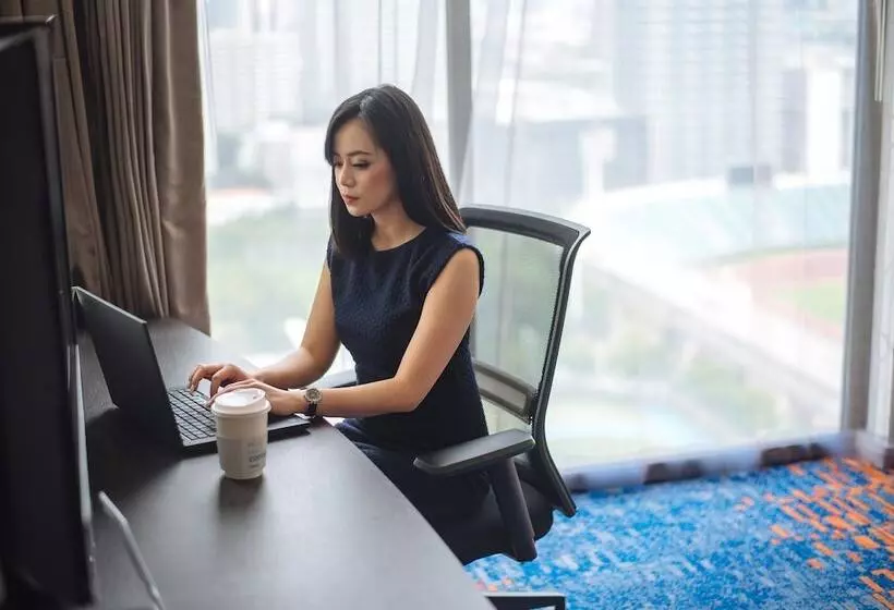 シングルデラックスルーム, Holiday Inn Express Bangkok Siam, An Ihg