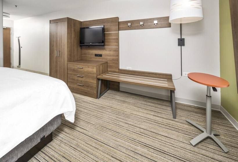 Номер Стандарт, Holiday Inn Express Chicago Northwest Vernon Hills, An Ihg