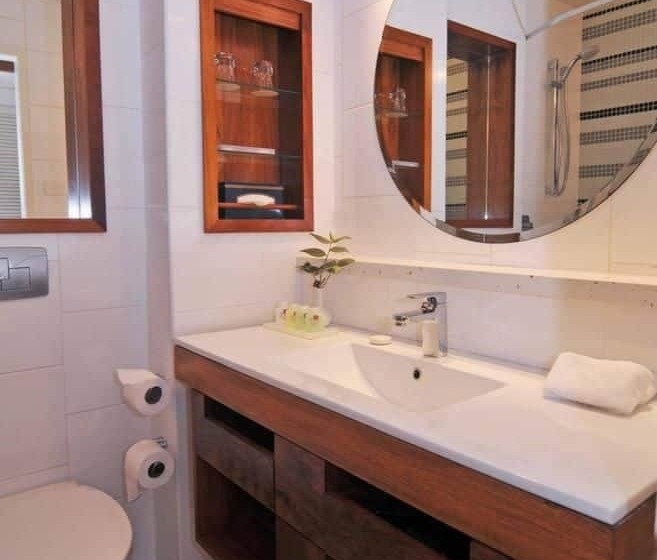 اتاق استاندارد با 2 تخت دوبل, Holiday Inn Resort Vanuatu, An Ihg
