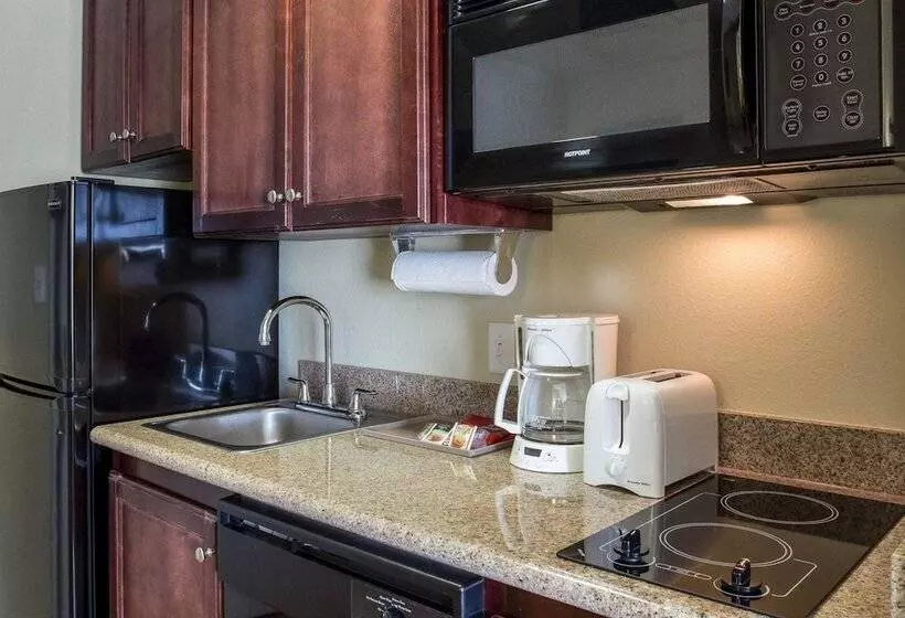 سوییت, Mainstay Suites Houma
