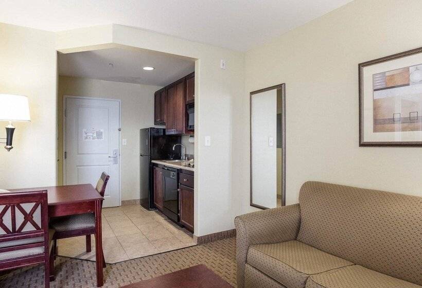جناح, Mainstay Suites Houma