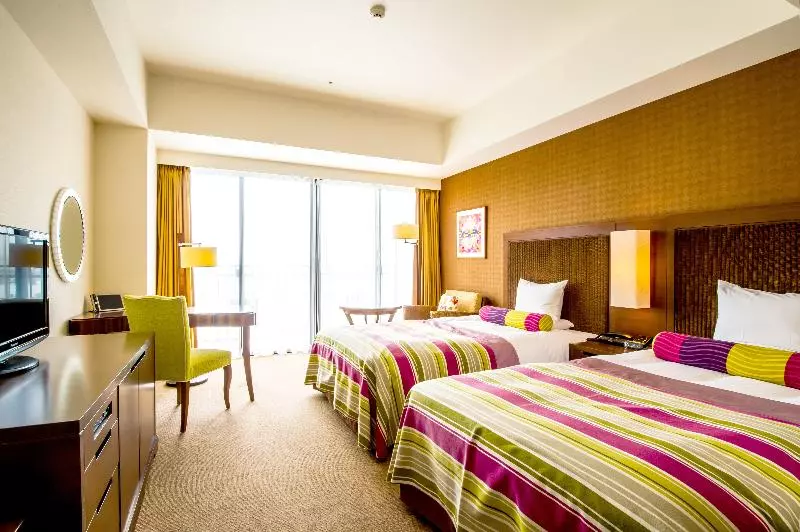オーシャンビューのプレミアムルーム。, Southern Beach Hotel & Resort