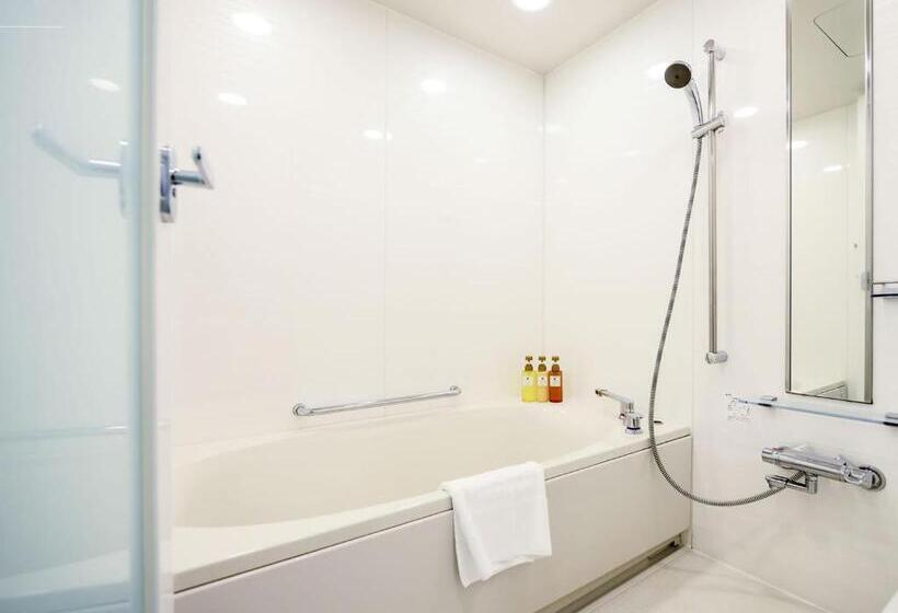 חדר דלוקס לשלושה עף נוף, Southern Beach Hotel & Resort