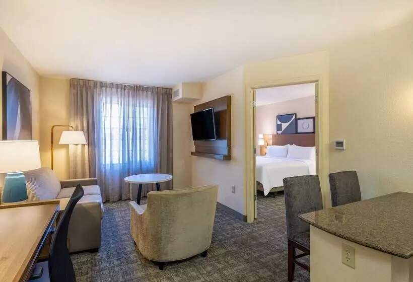 スイート, Staybridge Suites Milwaukee Airport South, An Ihg