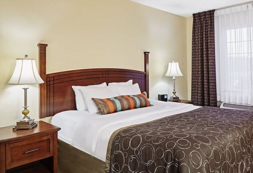 Люкс 2 Спальни, Staybridge Suites Milwaukee Airport South, An Ihg