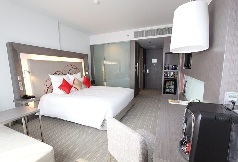 اتاق پرمیوم, Four Points by Sheraton Bangkok Ploenchit