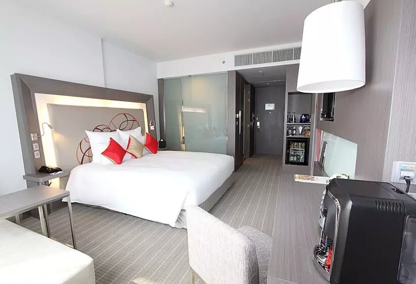 اتاق پرمیوم, Four Points by Sheraton Bangkok Ploenchit