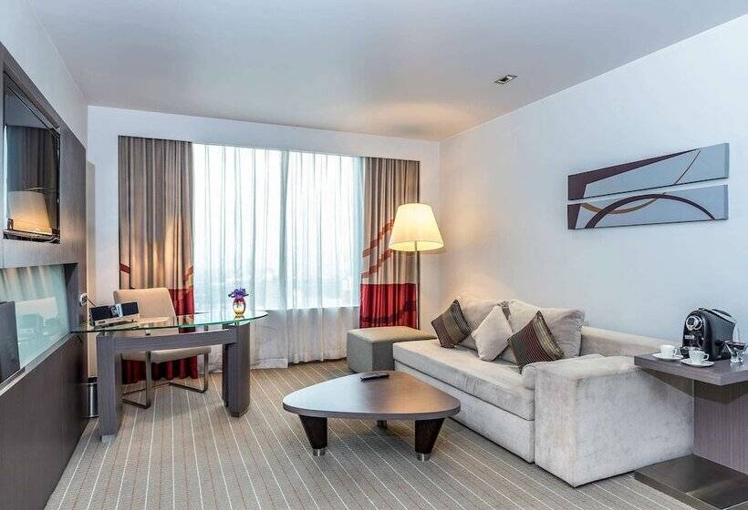 اتاق پرمیوم, Four Points by Sheraton Bangkok Ploenchit