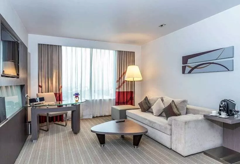 اتاق پرمیوم, Four Points by Sheraton Bangkok Ploenchit