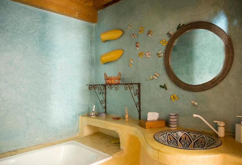 标准间, Riad Al Bartal