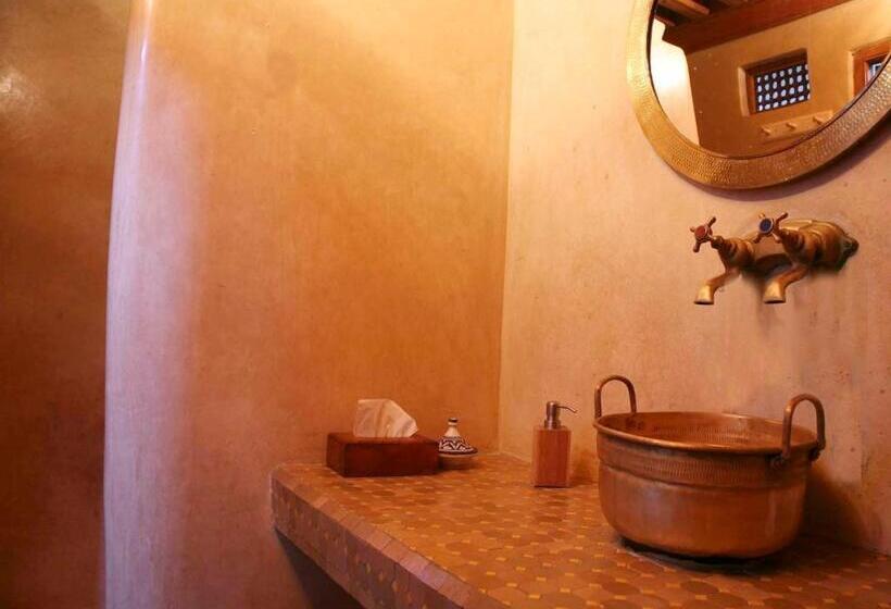 标准间, Riad Al Bartal