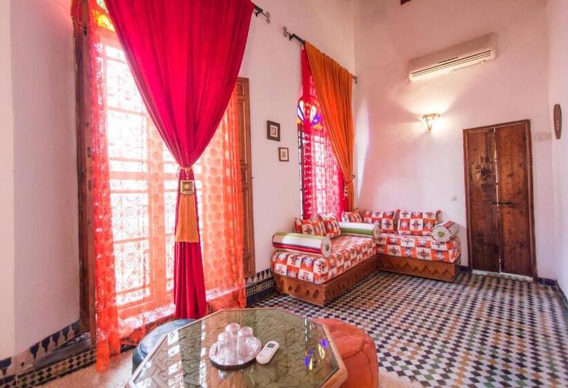 سوییت خانوادگی, Riad Dar Skalli & Spa