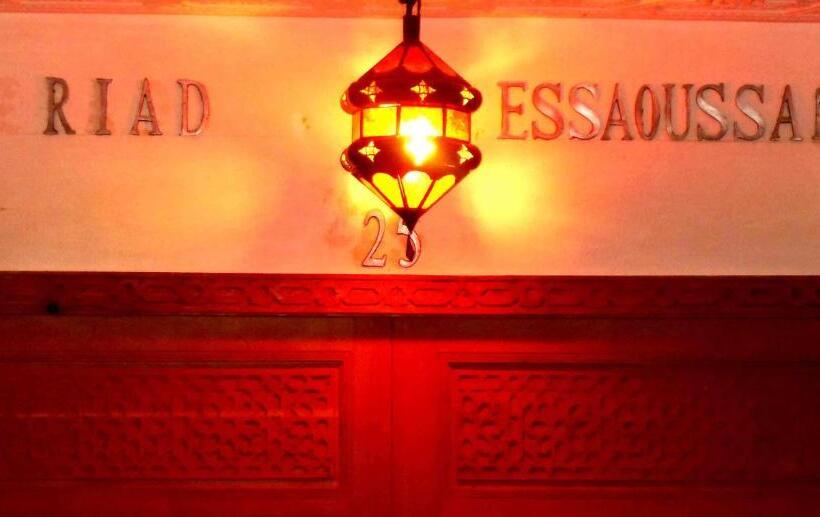 Standard Triple Room, Riad Essaoussan