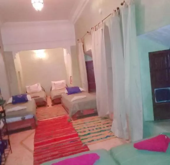 Family Room, Riad Essaoussan