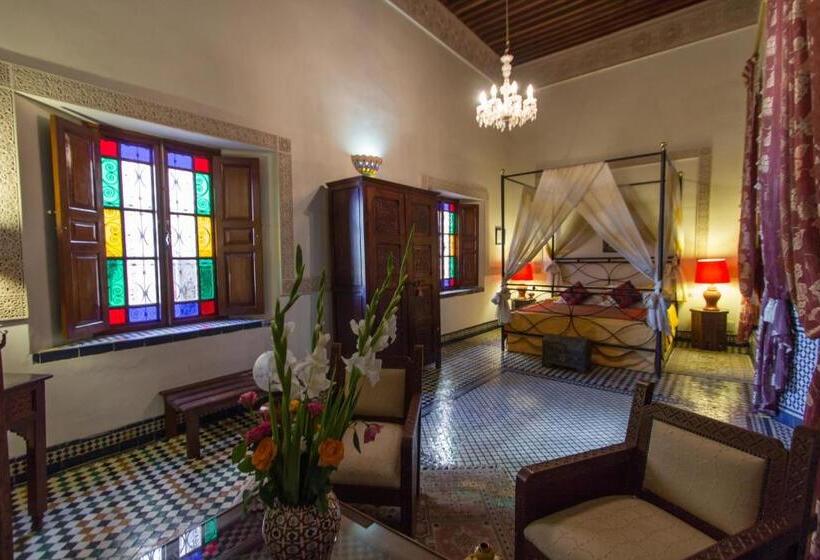 سوئیت رویال, Riad Norma