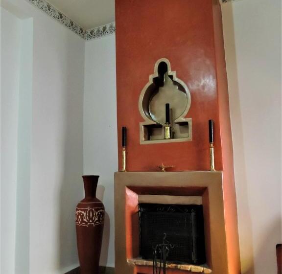 اتاق لوکس, Riad Tizgui