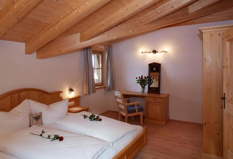 Апартаменты 2 Спальни с Балконом, Ferienhof Weissenbach