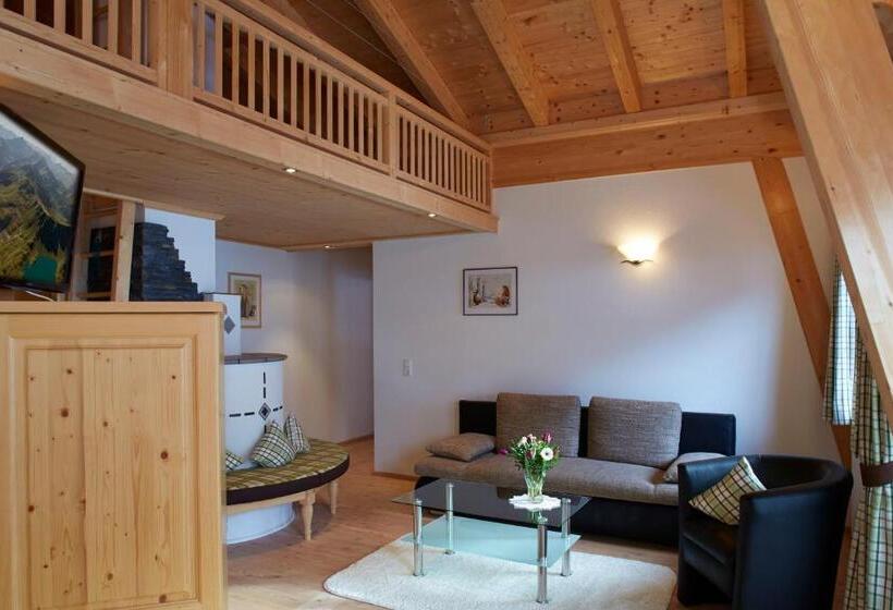 Апартаменты 2 Спальни с Балконом, Ferienhof Weissenbach