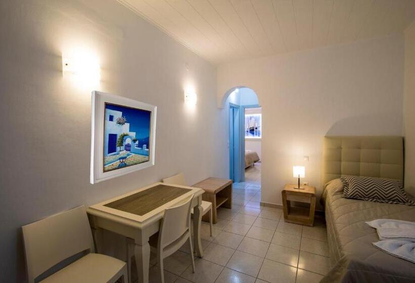 침실 1개 아파트, Erato Apartments