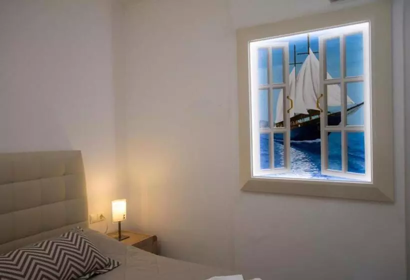 １ベッドルームアパートメント, Erato Apartments