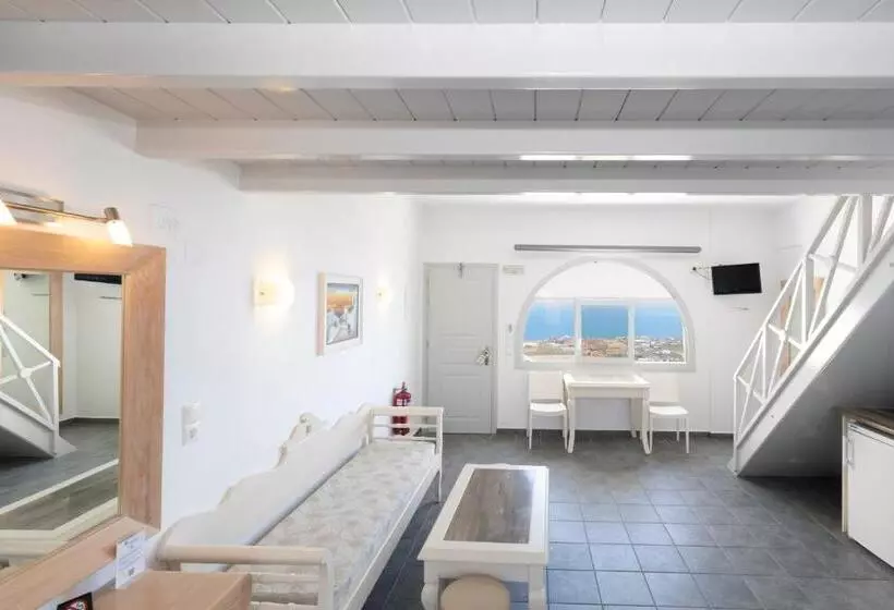 ドゥプレックスルーム, Erato Apartments