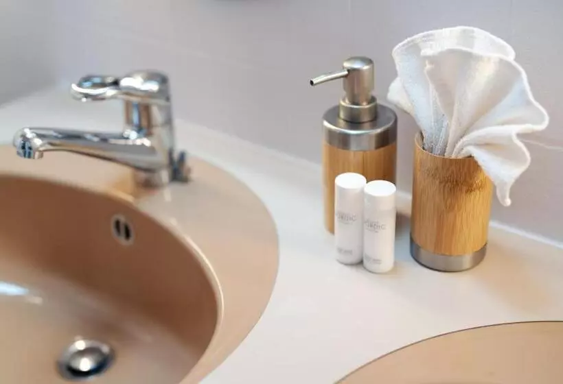 海の見える１ベッドルームアパートメント, La Belle Vue Boutique Hotel & Café