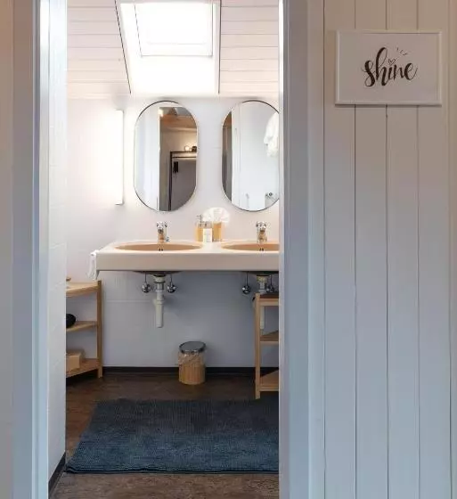 海の見える１ベッドルームアパートメント, La Belle Vue Boutique Hotel & Café