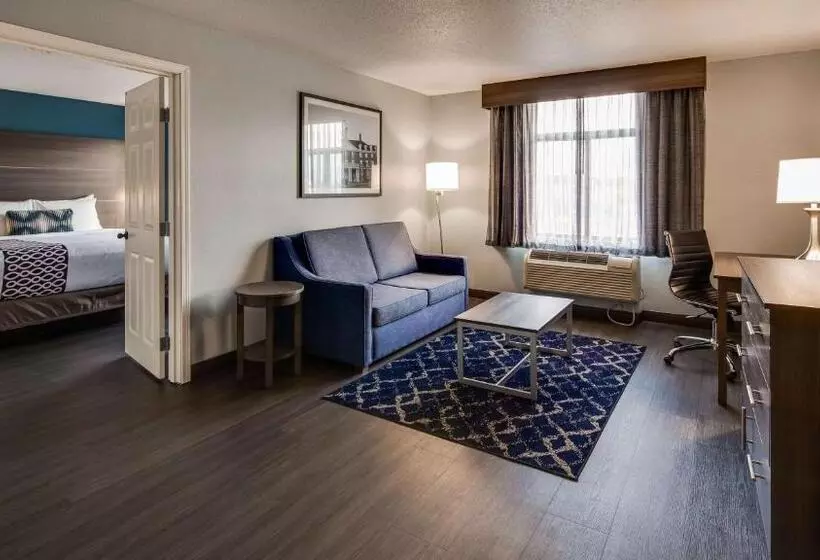 キングサイズベッドのスイートルーム, Best Western  Plus Champaign/urbana Inn