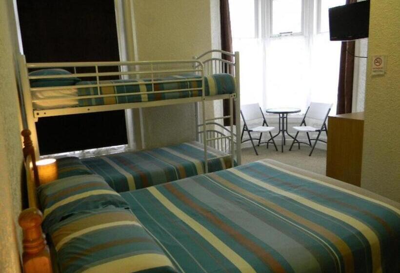 Семейный Номер, Dora