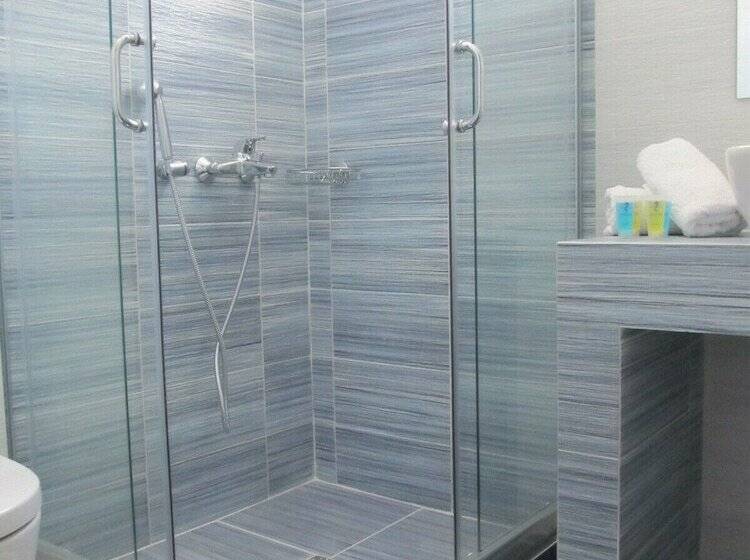 标准三人间, Hippocampus