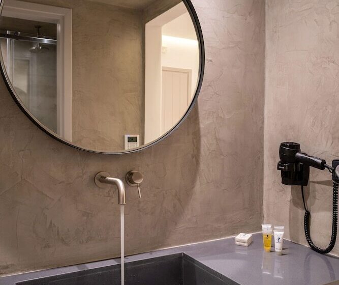 小型套房带泳池景, Hippocampus